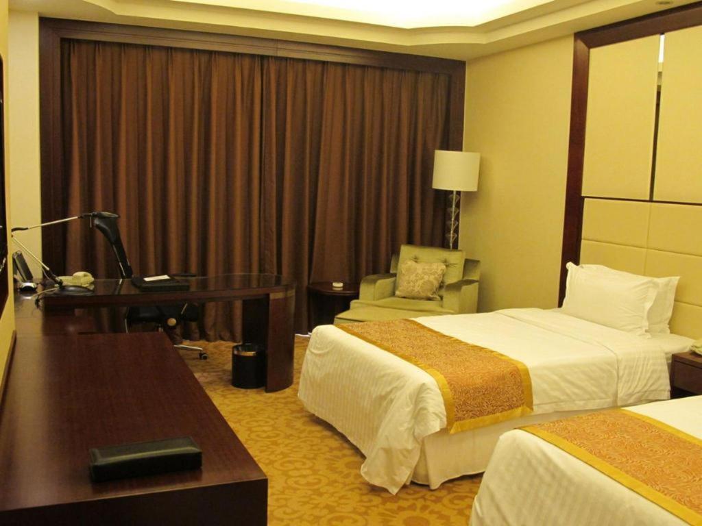 Dezhou Regal Kangbo Hotel Esterno foto