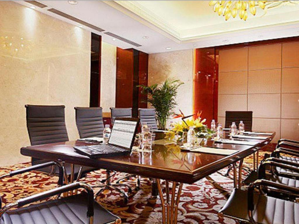 Dezhou Regal Kangbo Hotel Esterno foto